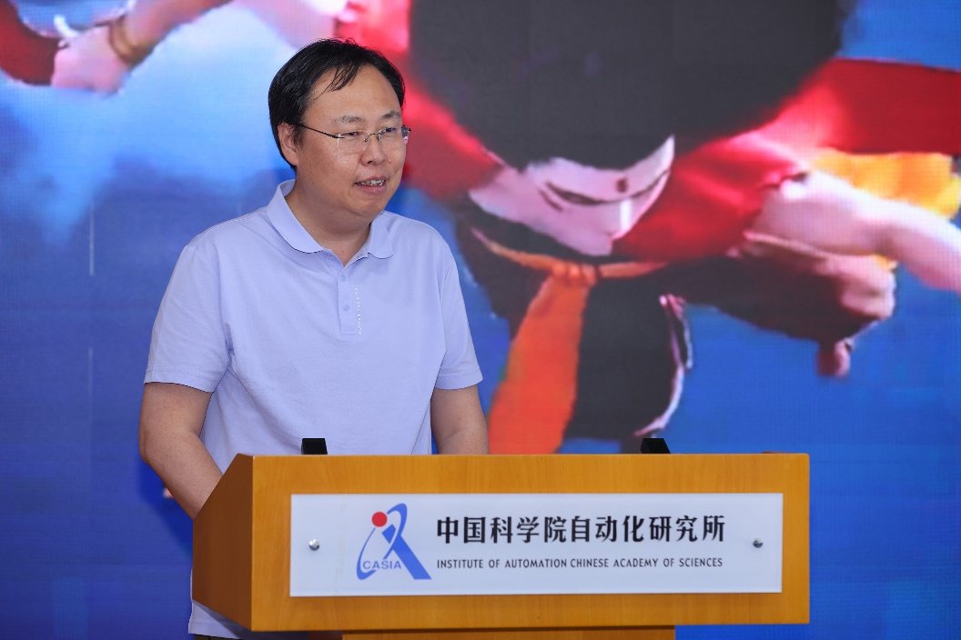 对照阅读他表示
